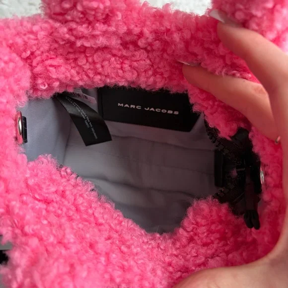 Marc Jacobs The Teddy Tote Bag (micro) - Picture 3 of 3